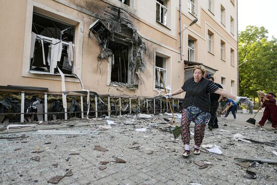 Последствия ударов ВСУ по Калининскому району Донецка