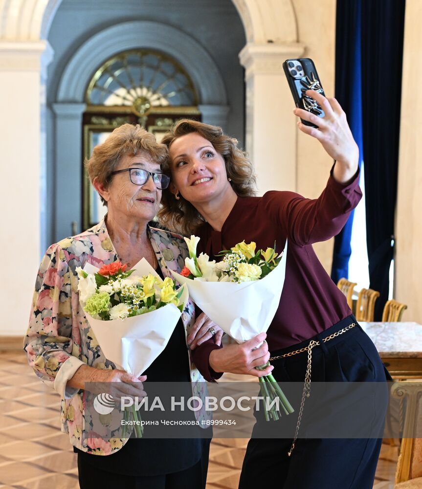 Сбор труппы театра имени Пушкина