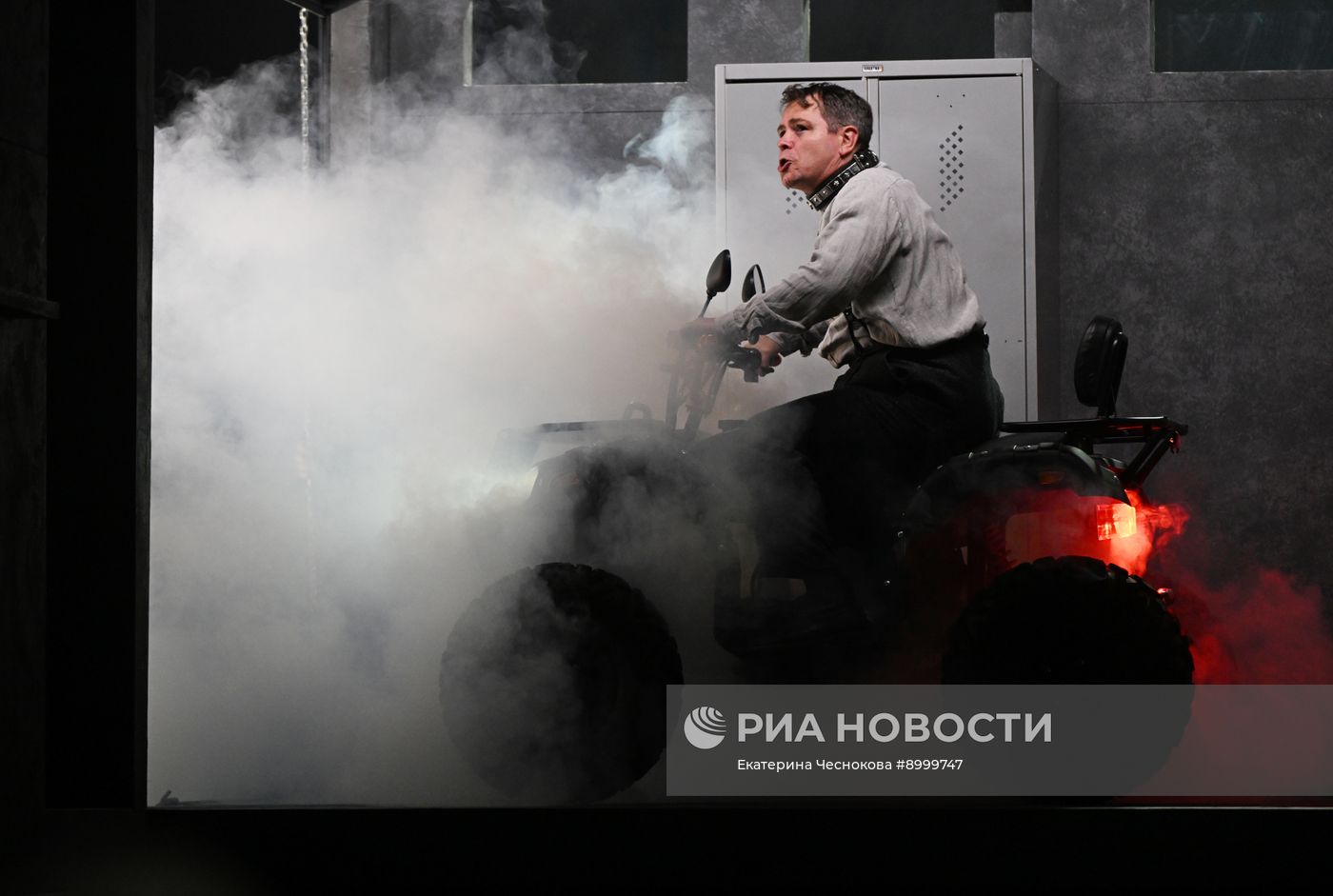 Сбор труппы театра имени Пушкина