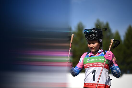 Тренировки перед началом чемпионата России по биатлону на лыжероллерах