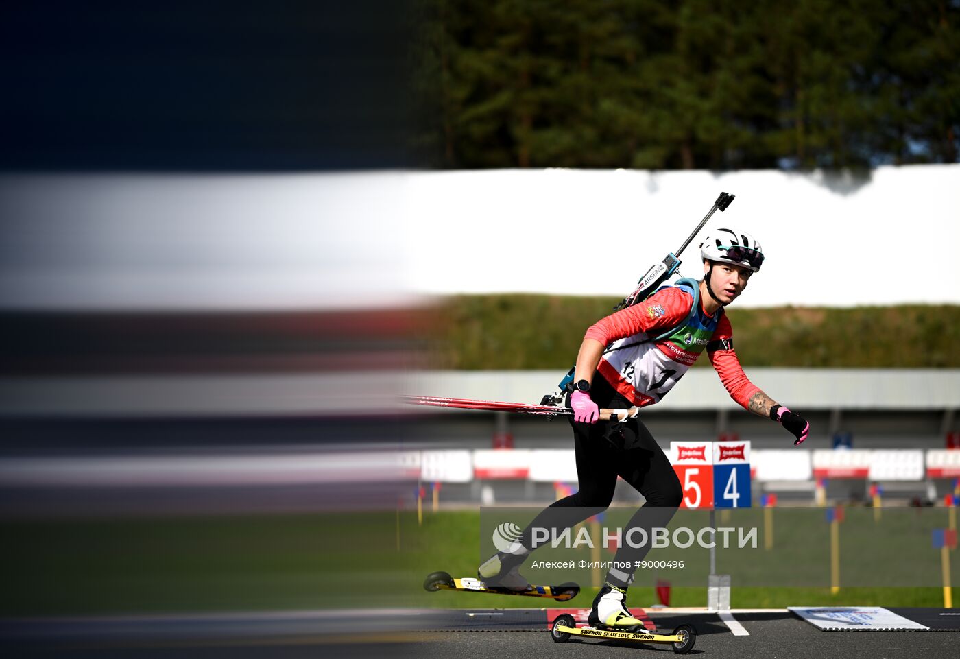 Тренировки перед началом чемпионата России по биатлону на лыжероллерах