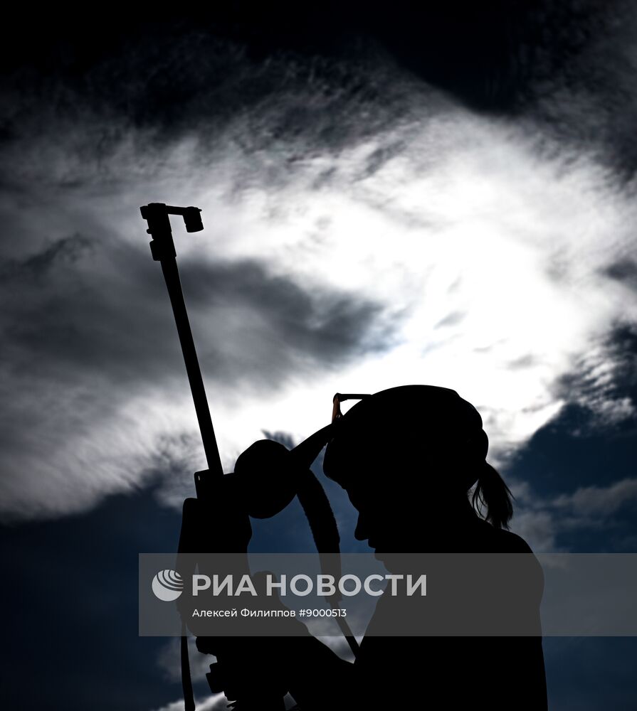 Тренировки перед началом чемпионата России по биатлону на лыжероллерах