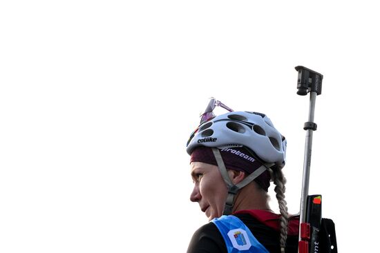 Тренировки перед началом чемпионата России по биатлону на лыжероллерах