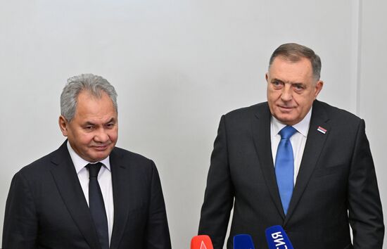 Встреча секретаря Совета Безопасности РФ С. Шойгу с президентом Республики Сербской М. Додиком