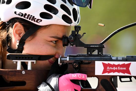 Тренировки перед началом чемпионата России по биатлону на лыжероллерах