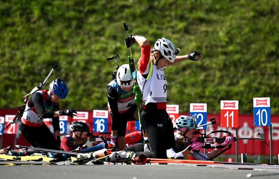 Тренировки перед началом чемпионата России по биатлону на лыжероллерах