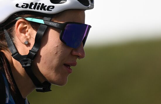 Тренировки перед началом чемпионата России по биатлону на лыжероллерах