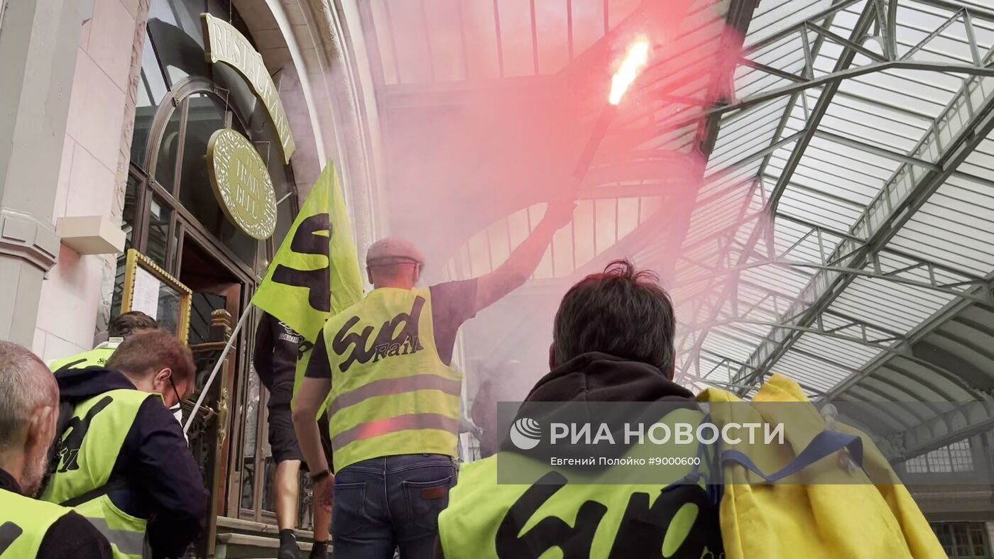 Протесты в Париже