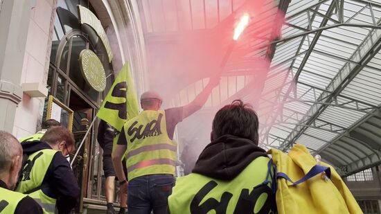 Протесты в Париже