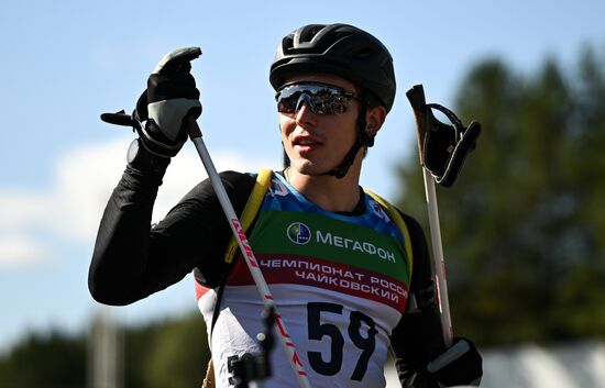 Тренировки перед началом чемпионата России по биатлону на лыжероллерах