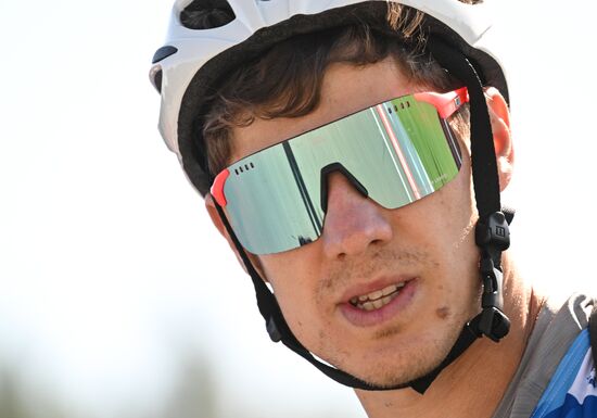 Тренировки перед началом чемпионата России по биатлону на лыжероллерах