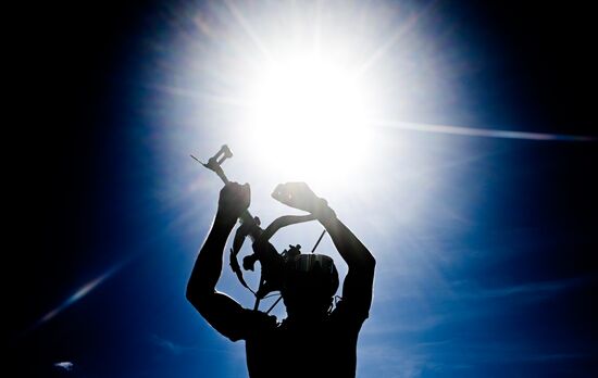 Тренировки перед началом чемпионата России по биатлону на лыжероллерах