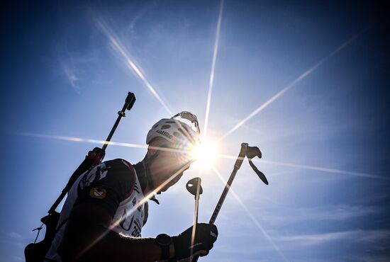 Тренировки перед началом чемпионата России по биатлону на лыжероллерах