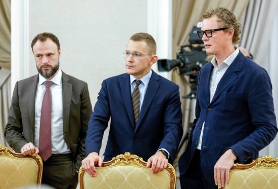 Премьер-министр РФ Михаил Мишустин провел совещание по экономическим вопросам