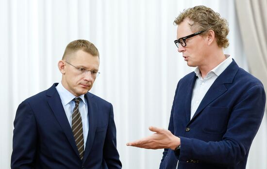 Премьер-министр РФ Михаил Мишустин провел совещание по экономическим вопросам