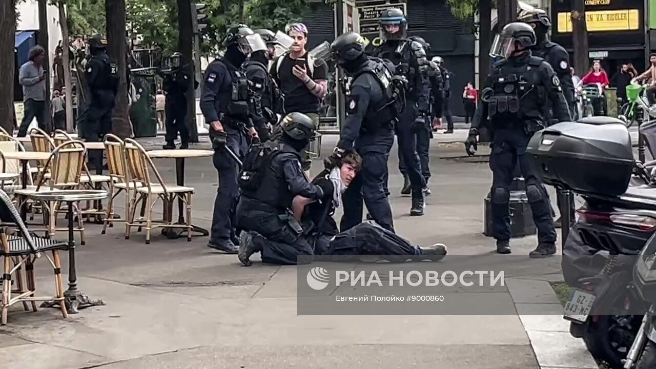 Протесты в Париже