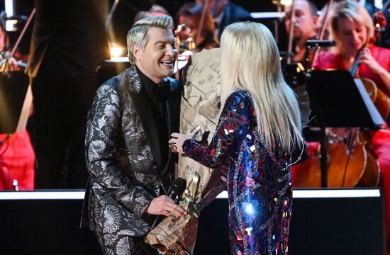 Концерт "Лариса Долина. В кругу друзей" в Москве