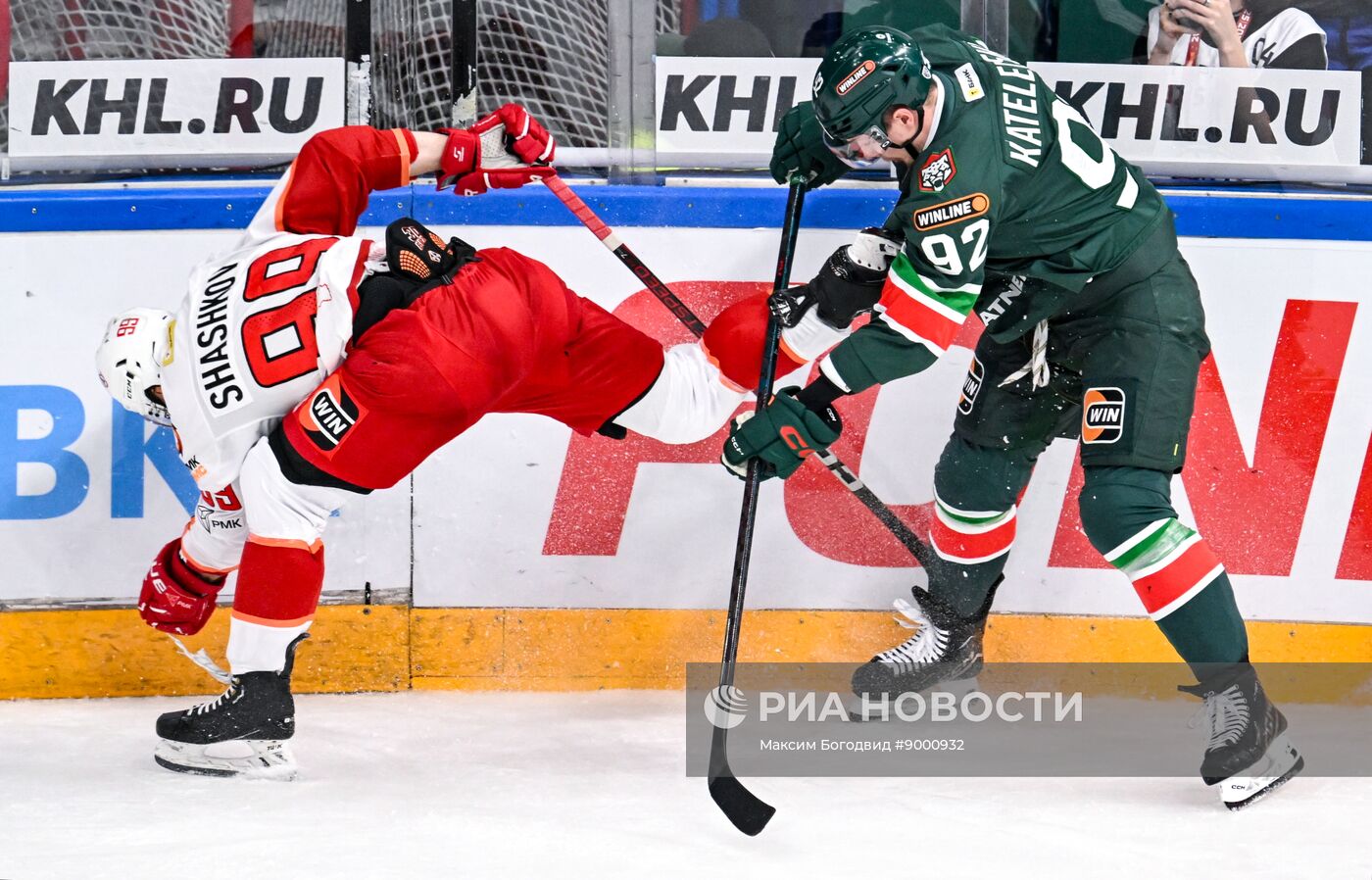 Хоккей. КХЛ. "Ак Барс" - "Автомобилист"