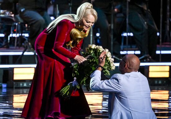 Концерт "Лариса Долина. В кругу друзей" в Москве