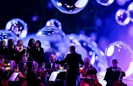 Концерт "Лариса Долина. В кругу друзей" в Москве