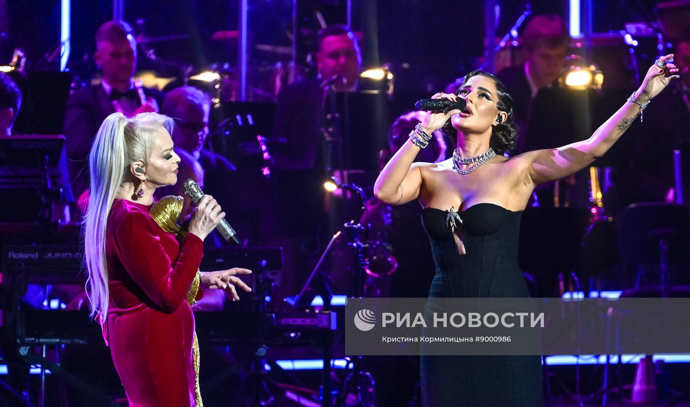 Концерт "Лариса Долина. В кругу друзей" в Москве