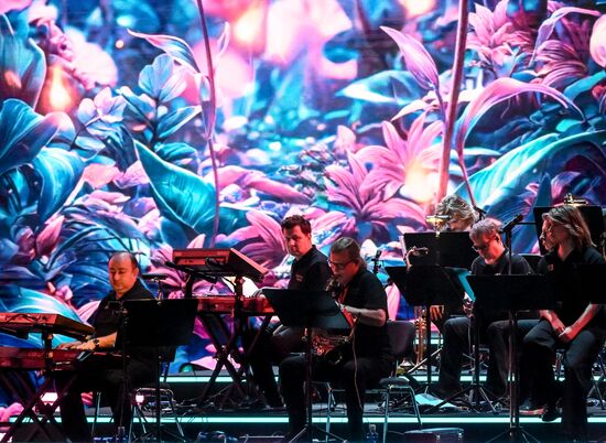 Концерт "Лариса Долина. В кругу друзей" в Москве