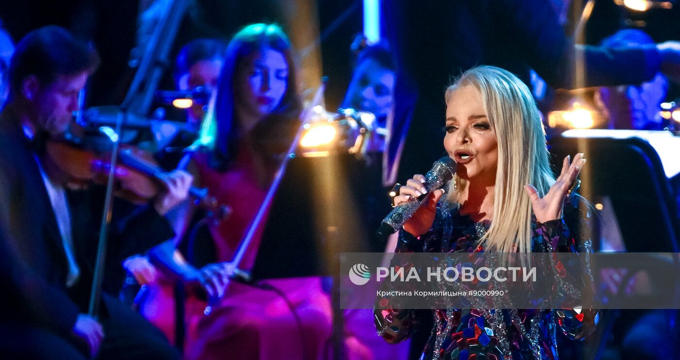 Концерт "Лариса Долина. В кругу друзей" в Москве