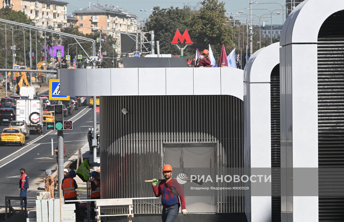 Подготовка к открытию станции метро "Вавиловская" в Москве