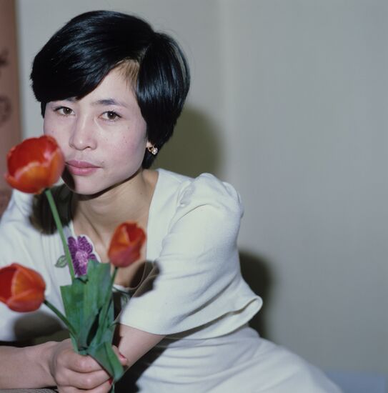 Эстрадная певица Роза Рымбаева