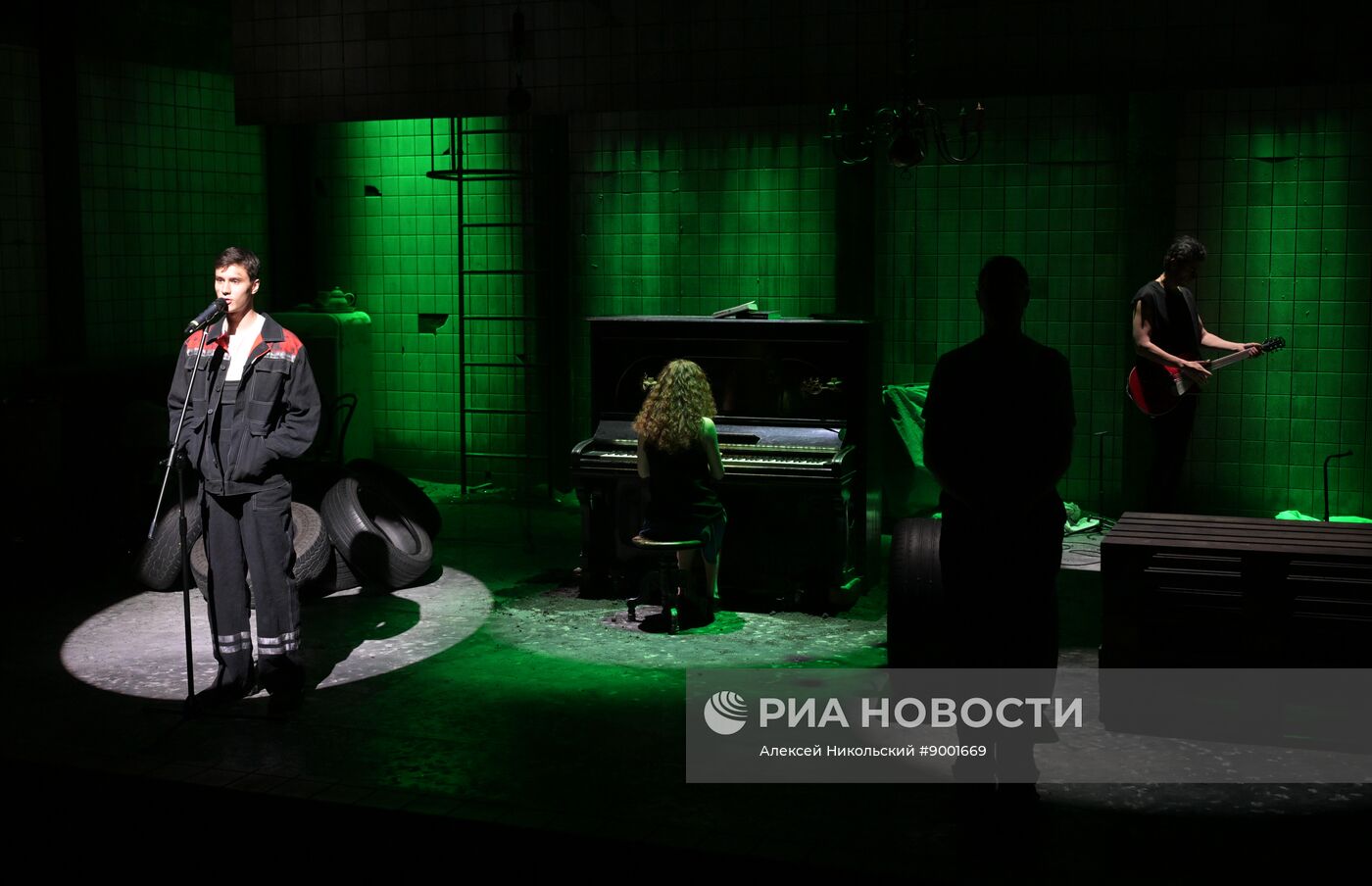 Спектакль "Натан Мудрый" в театре "Шалом" в Москве