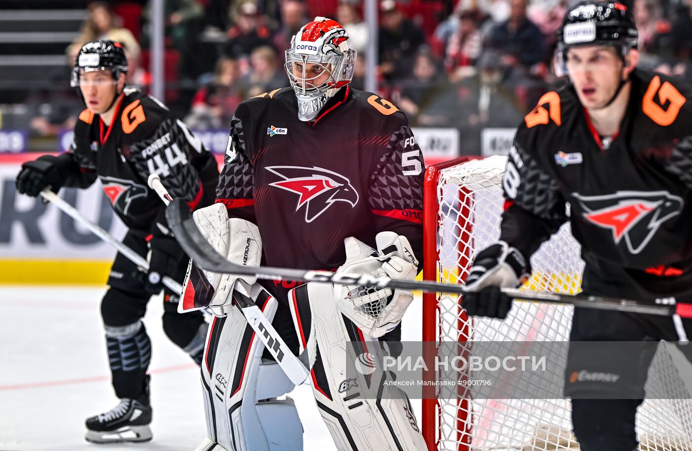 Хоккей. КХЛ. "Авангард" (Омск) - "Амур" (Хабаровск)