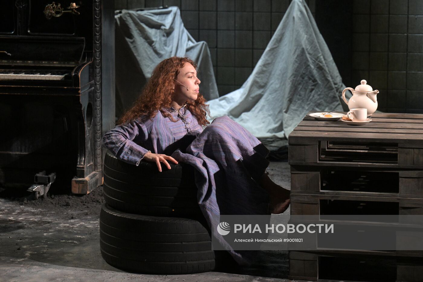 Спектакль "Натан Мудрый" в театре "Шалом" в Москве