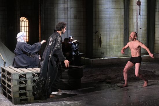 Спектакль "Натан Мудрый" в театре "Шалом" в Москве