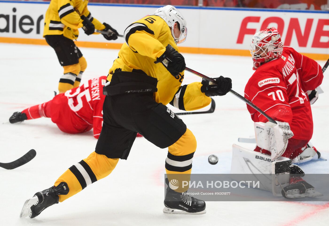 Хоккей. КХЛ. Матч "Спартак" (Москва)  – "Северсталь" (Череповец)