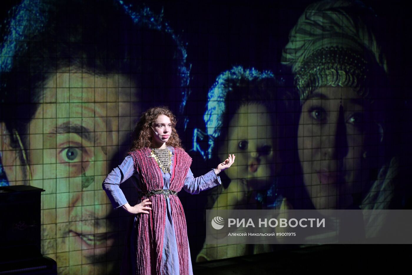 Спектакль "Натан Мудрый" в театре "Шалом" в Москве