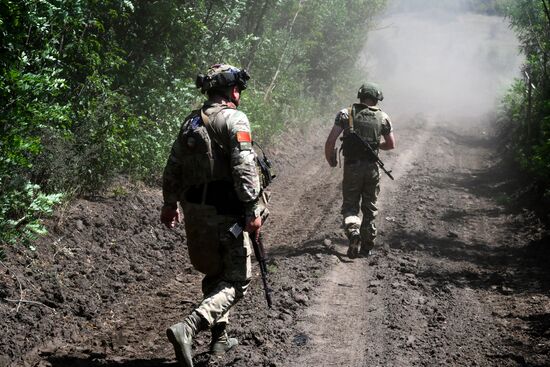Боевая работа артиллеристов группировки войск "Центр" на Красноармейском направлении в ДНР