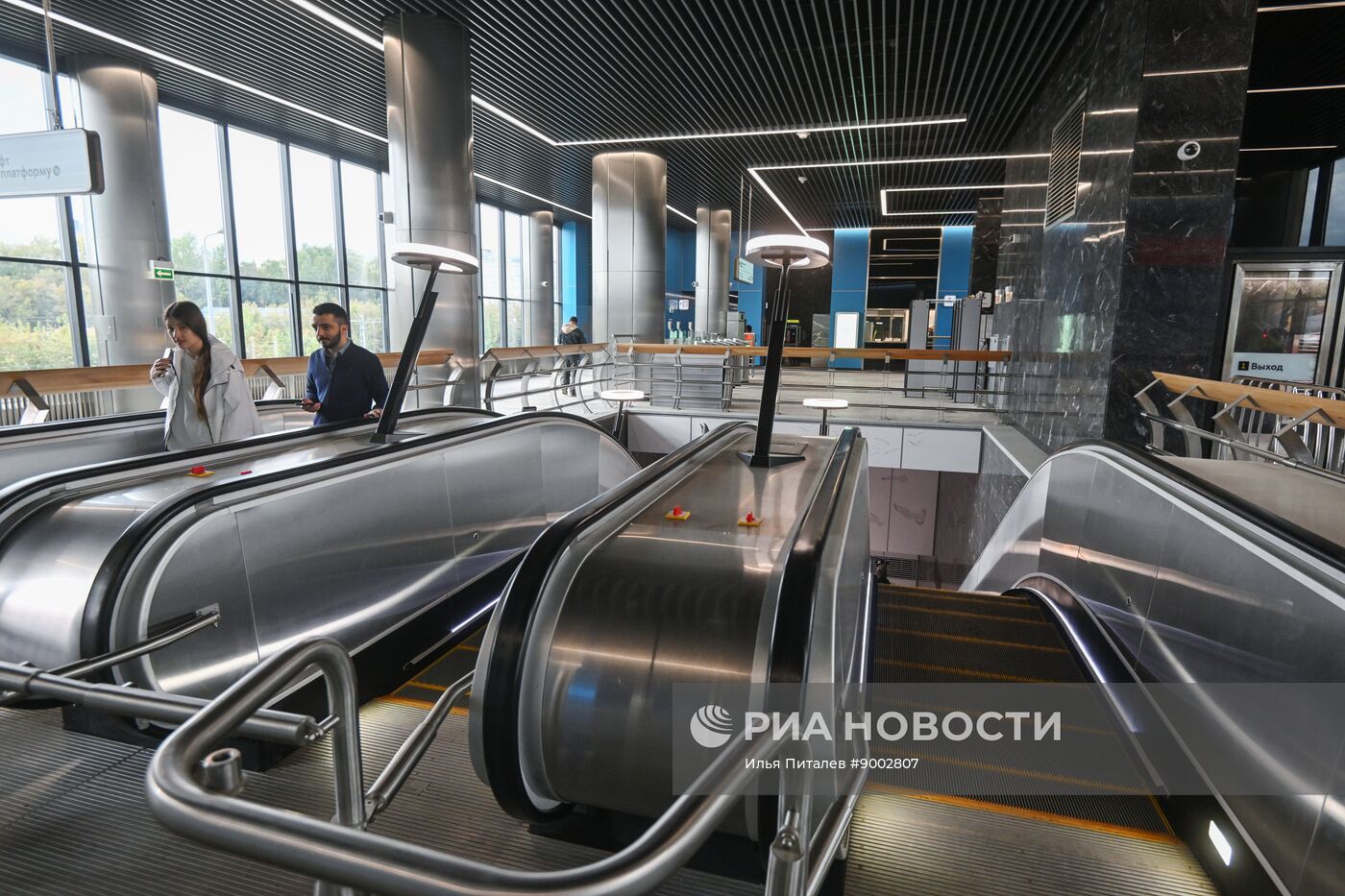 Запуск движения поездов по новому участку Троицкой линии метро от станции "Новаторская" до станции "ЗИЛ"