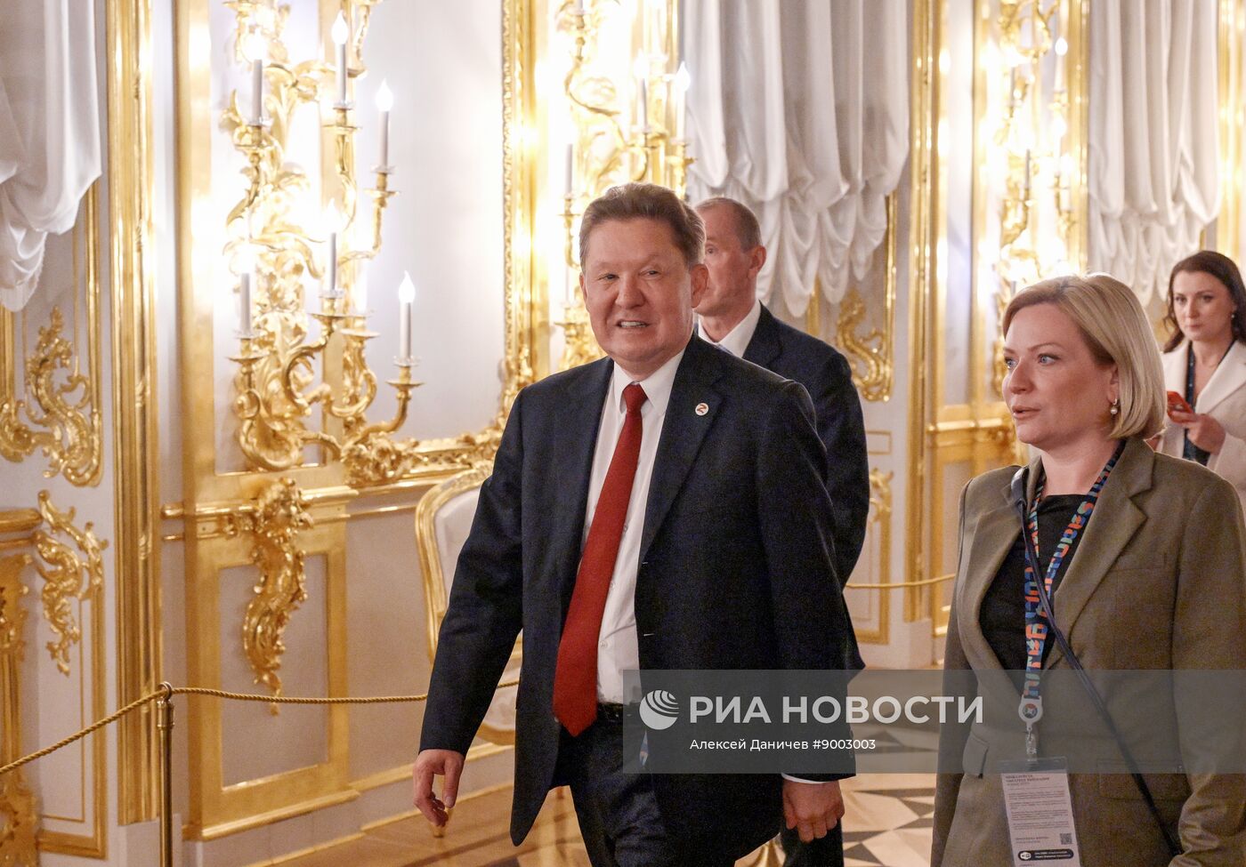 Рабочая поездка президента Владимира Путина в Санкт-Петербург