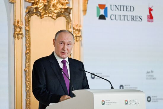 Рабочая поездка президента Владимира Путина в Санкт-Петербург