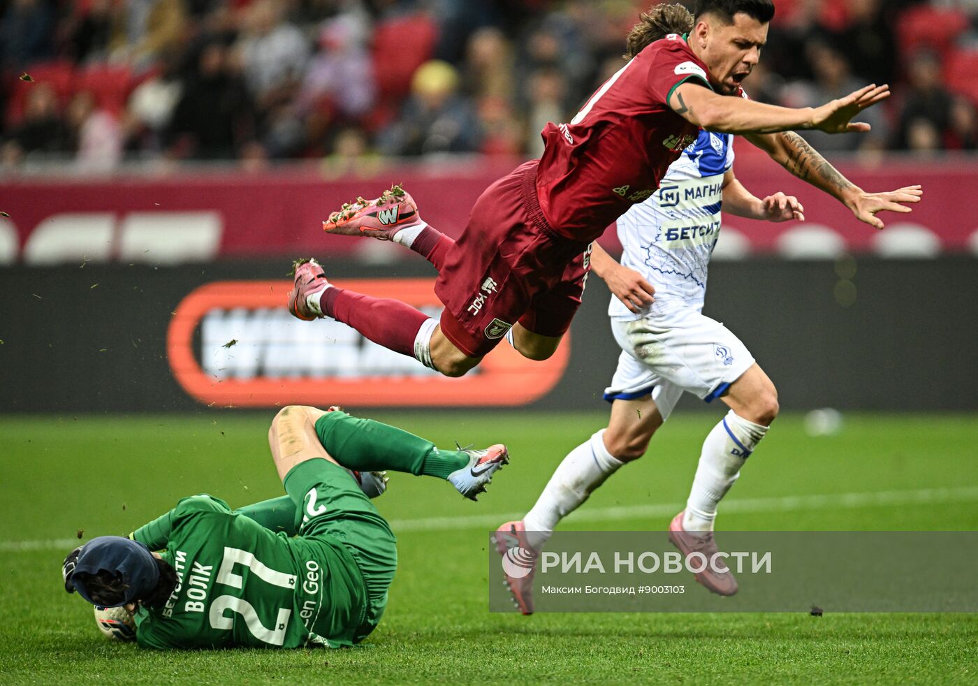 Футбол. РПЛ. Матч "Рубин" (Казань) - "Динамо" (Махачкала)