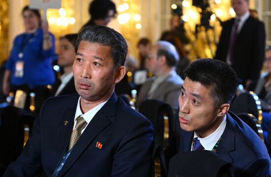 Рабочая поездка президента Владимира Путина в Санкт-Петербург