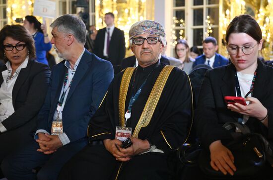 Рабочая поездка президента Владимира Путина в Санкт-Петербург