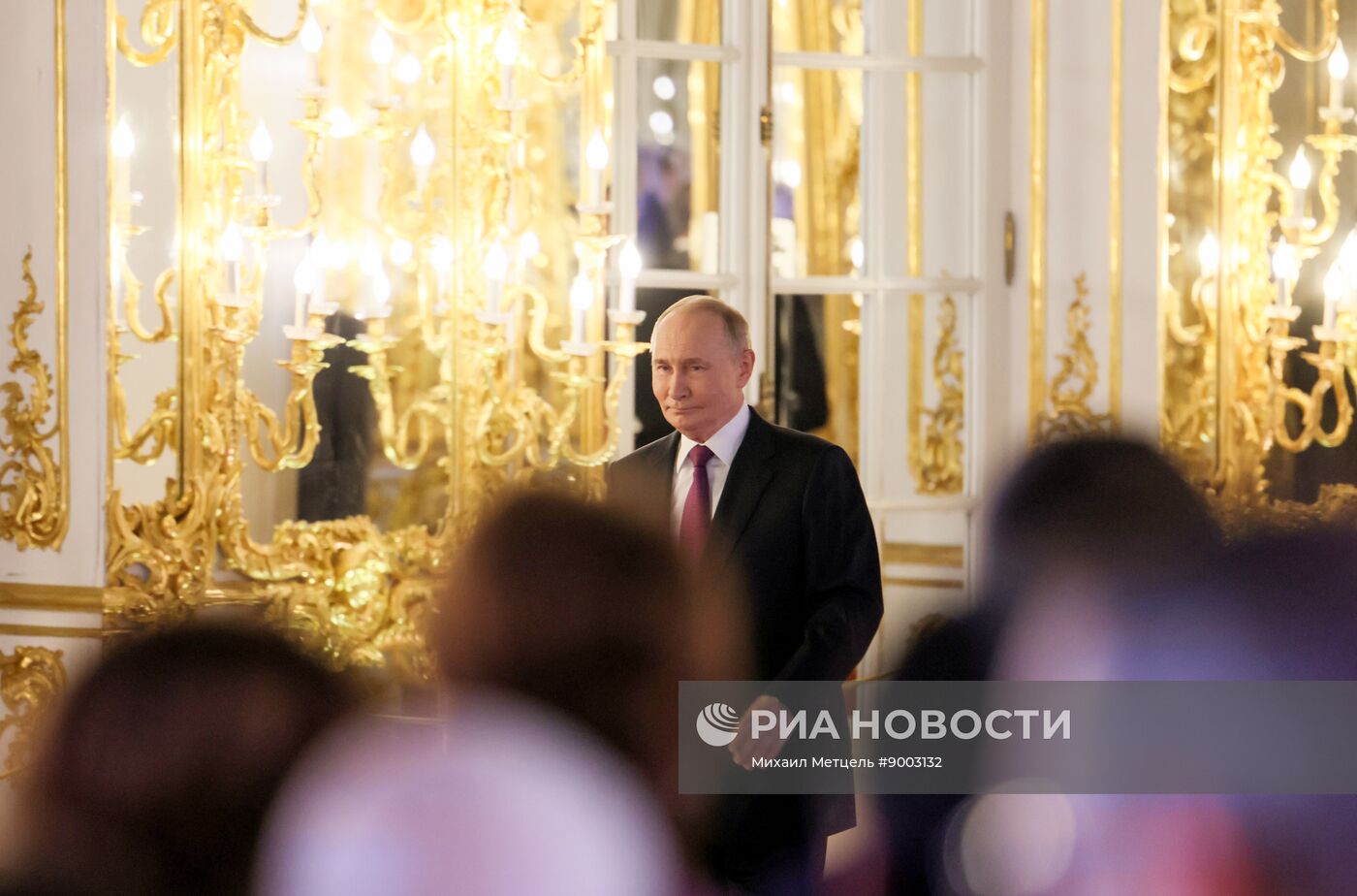 Рабочая поездка президента Владимира Путина в Санкт-Петербург