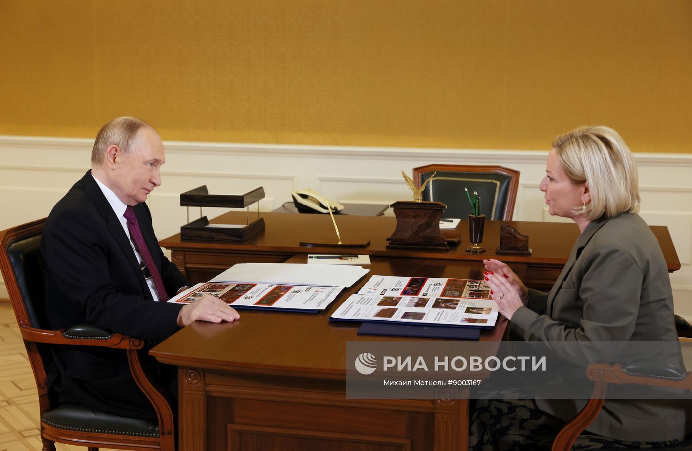 Рабочая поездка президента Владимира Путина в Санкт-Петербург