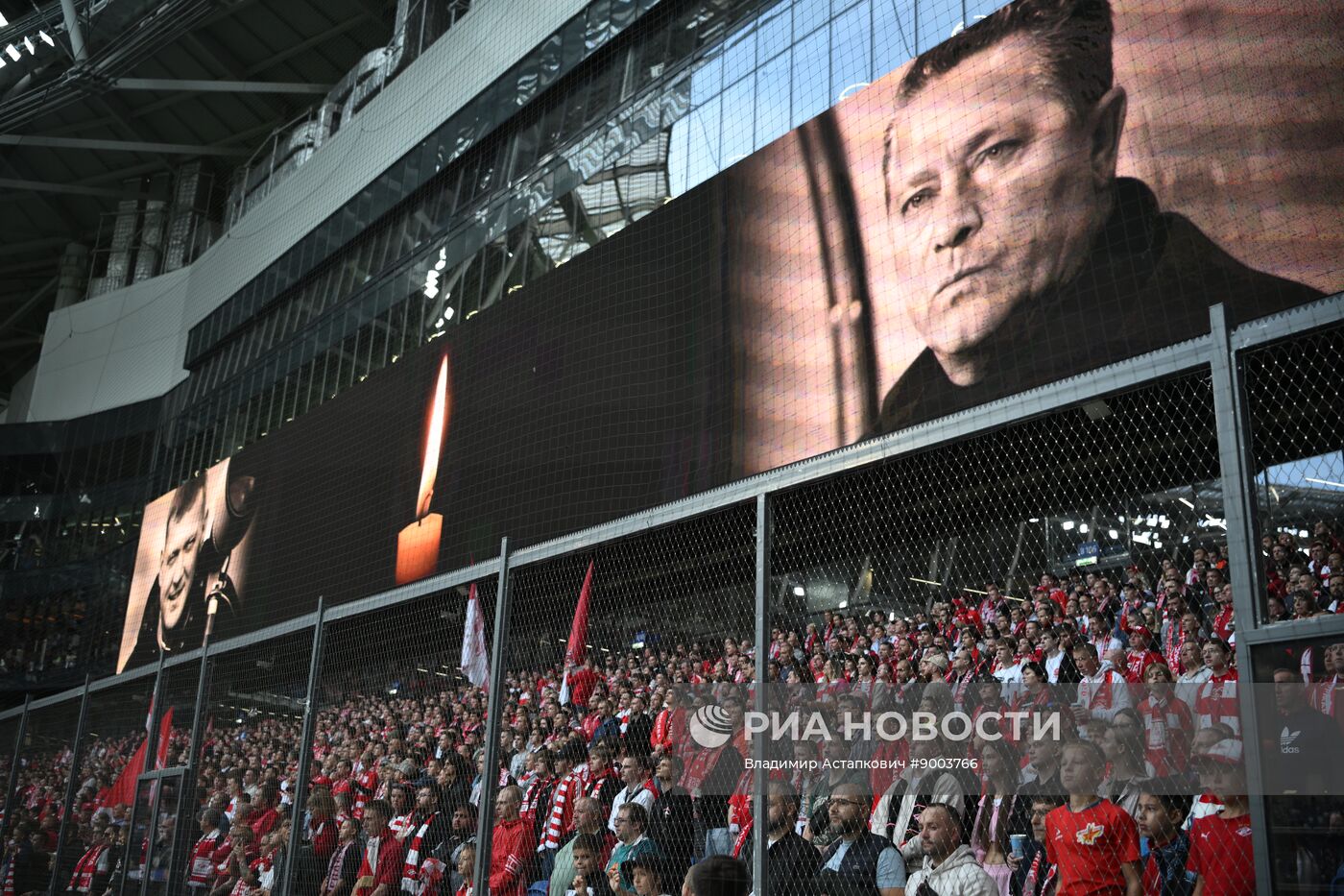 Футбол. РПЛ. Матч "Динамо" (Москва) - "Спартак" (Москва)