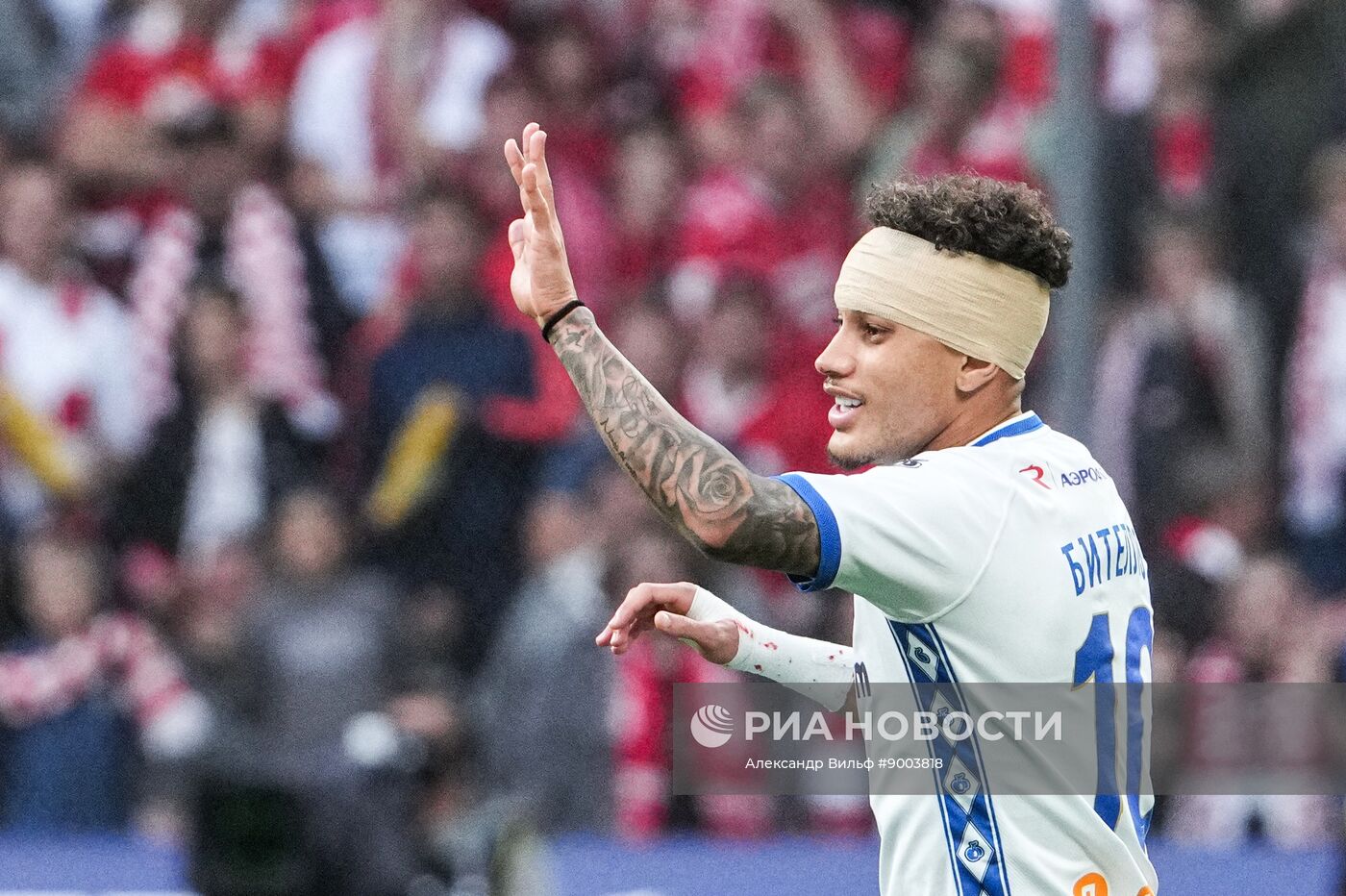 Футбол. РПЛ. Матч "Динамо" (Москва) - "Спартак" (Москва)