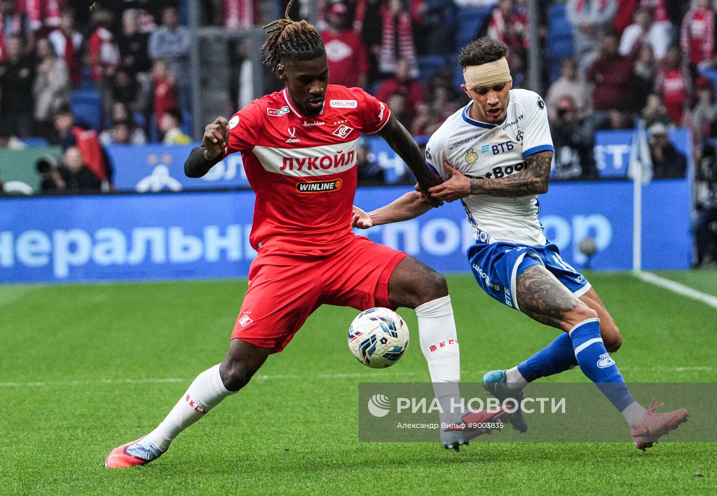 Футбол. РПЛ. Матч "Динамо" (Москва) - "Спартак" (Москва)