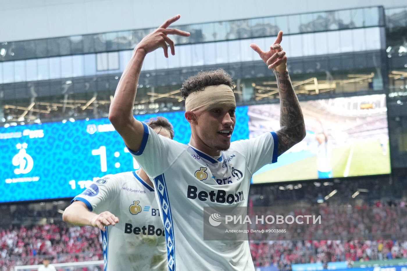 Футбол. РПЛ. Матч "Динамо" (Москва) - "Спартак" (Москва)