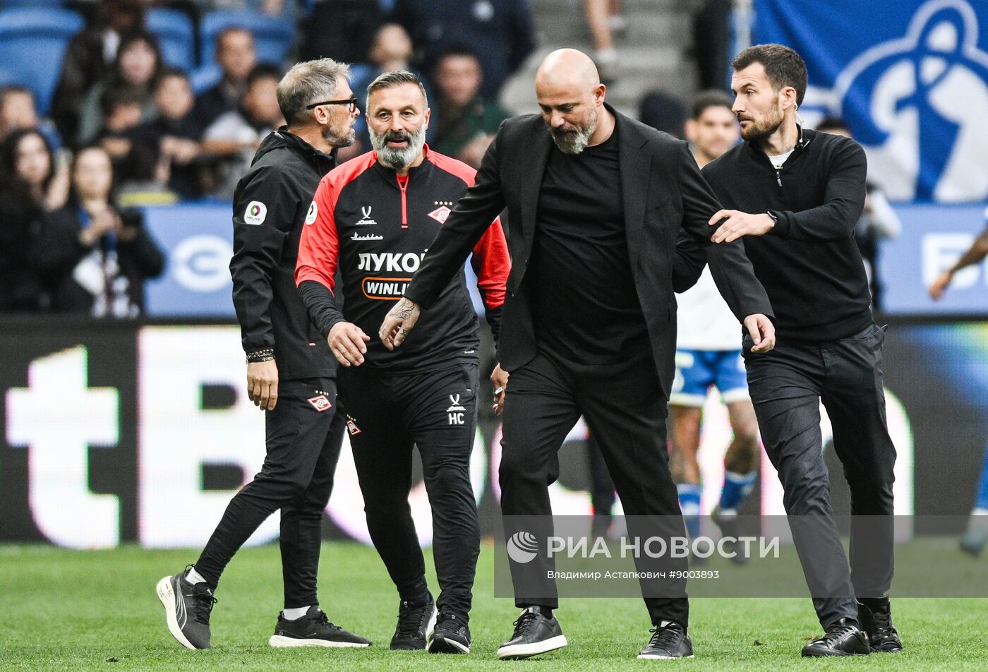 Футбол. РПЛ. Матч "Динамо" (Москва) - "Спартак" (Москва)