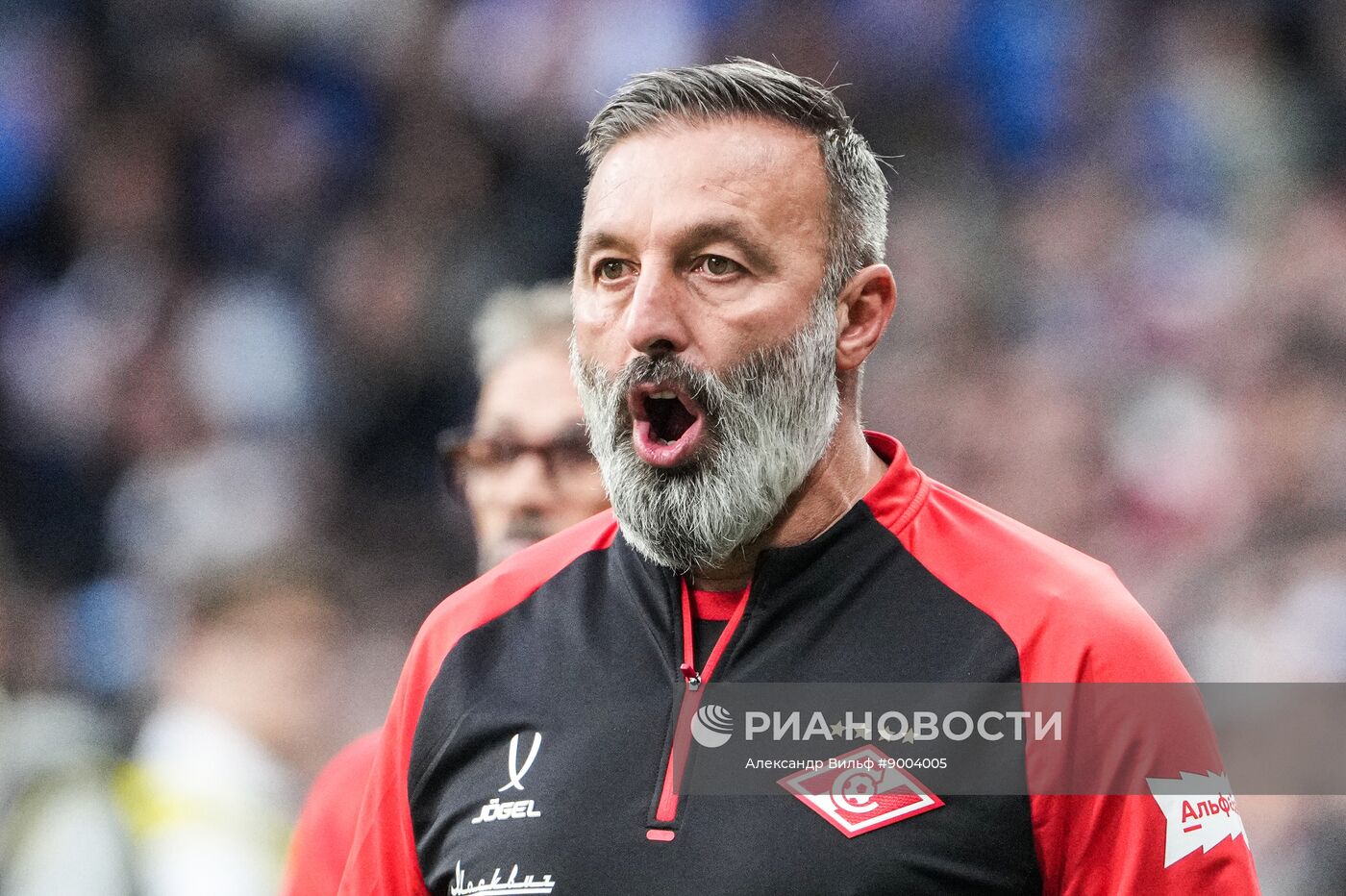 Футбол. РПЛ. Матч "Динамо" (Москва) - "Спартак" (Москва)